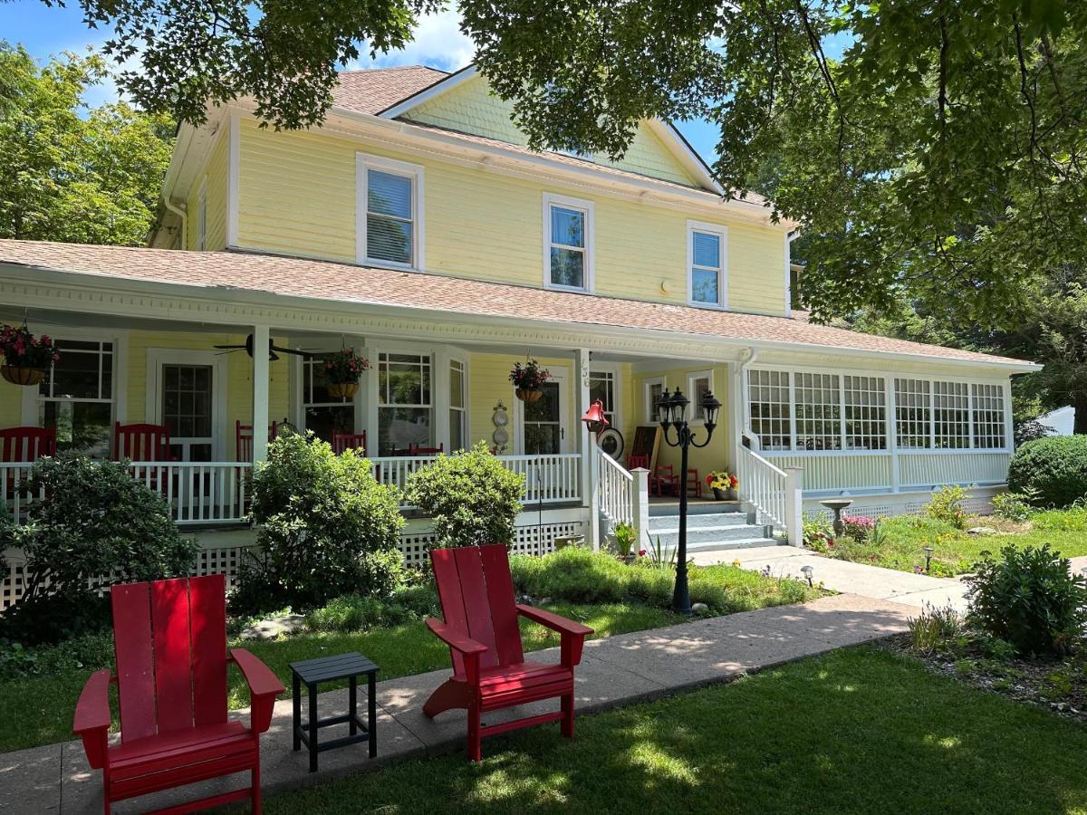 Red Rocker Inn Black Mountain Bagian luar foto